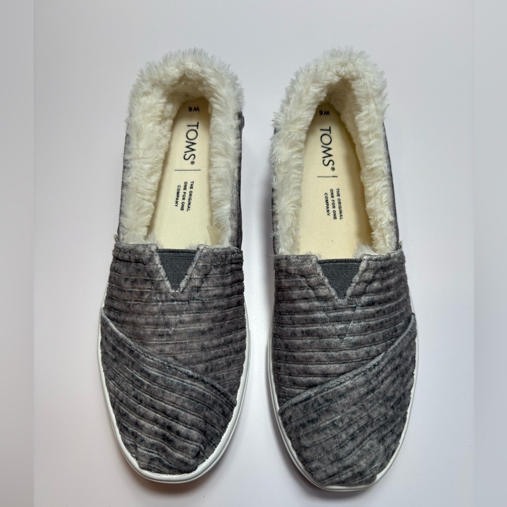 TOMS Women’s Alpargata Cupsole Slip On Gray Fur Lined Comfort Shoe Flats-Size: 6